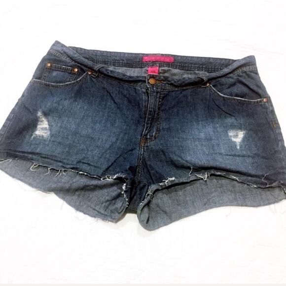 Distressed Cut off Jean Shorts sz 16 Plus Size Denim Shorts Cuff Off Shorts - Picture 1 of 4